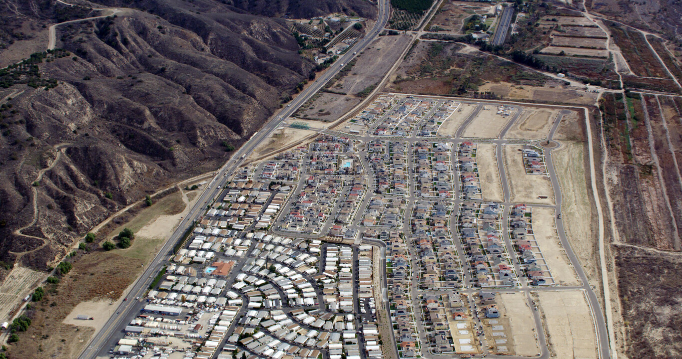 Heritage Grove in Fillmore, CA - Building Photo