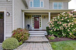 2 Faxon Green in Newport, RI - Building Photo