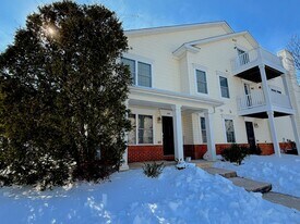 2051 Astilbe Way in Odenton, MD - Building Photo