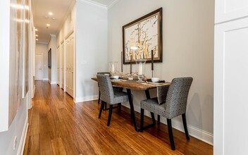 110 S Aberdeen St in Chicago, IL - Building Photo - Building Photo