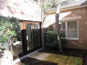 900 W 18th St in Austin, TX - Building Photo - Building Photo