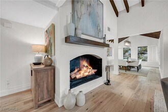 5850 Pelican Bay Blvd in Naples, FL - Building Photo - Building Photo
