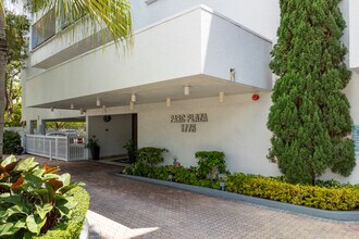 Parc Plaza Condominiums in Miami Beach, FL - Building Photo - Building Photo