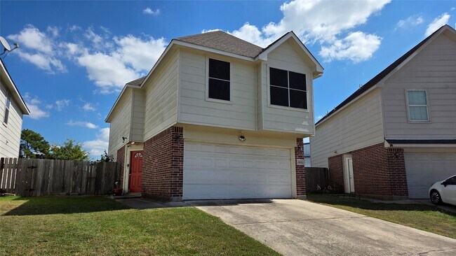 11806 E Galwan Cir in Houston, TX - Building Photo - Building Photo