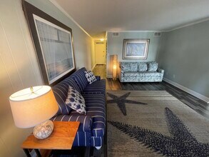 300 13th St, Unit 2A in Ocean City, MD - Building Photo - Building Photo