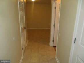 3700 Bedford Dr, Unit 205 in North Beach, MD - Building Photo - Building Photo