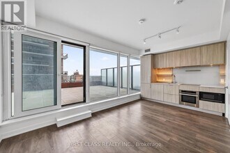 28 Ann St in Mississauga, ON - Building Photo - Building Photo