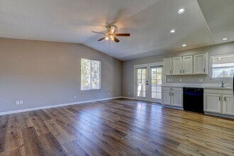 1650 Emerald Dr in Prescott, AZ - Building Photo - Building Photo