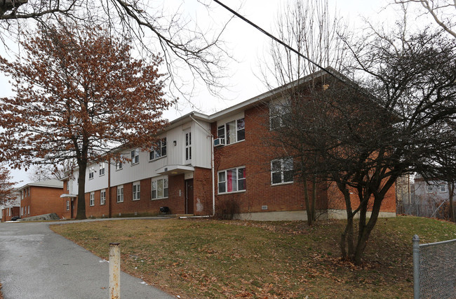 Bixby Apartments in Poughkeepsie, NY - Foto de edificio - Building Photo