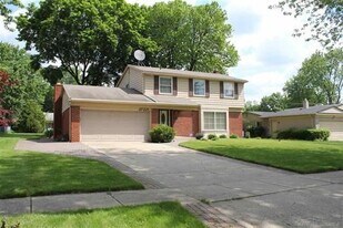 27221 Arlington Dr in Southfield, MI - Building Photo