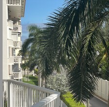 3181 S Ocean Dr, Unit 306W in Hallandale Beach, FL - Building Photo - Building Photo