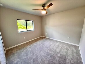 2609 59th St W in Lehigh Acres, FL - Building Photo - Building Photo