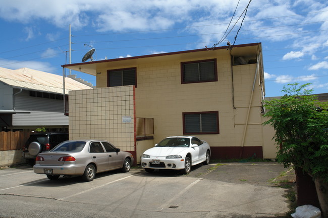 2139 Eluwene St in Honolulu, HI - Foto de edificio - Building Photo