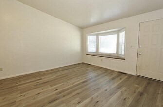 6883 W Parapet Ct in Boise, ID - Building Photo - Building Photo
