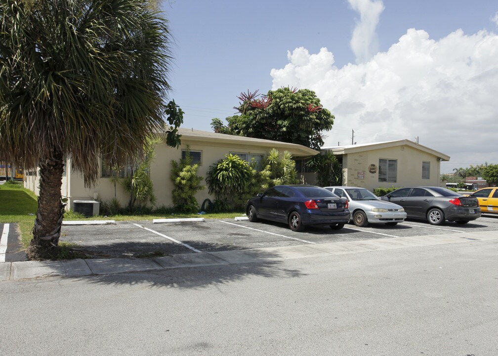 The Last House in North Miami Beach, FL - Building Photo