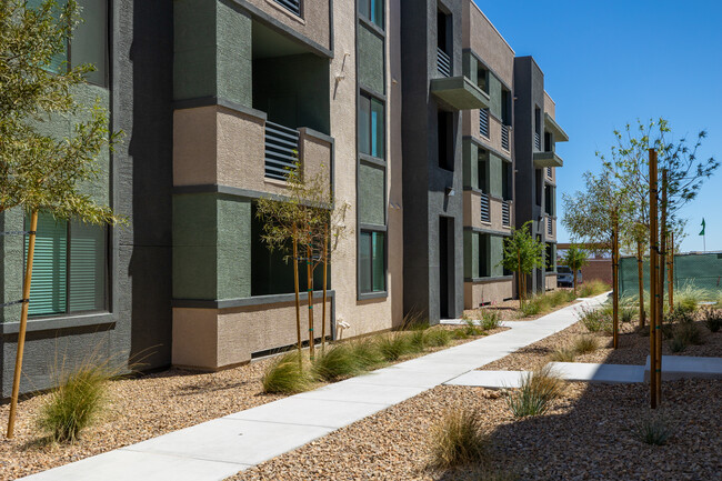 SYNC APARTMENT HOMES in North Las Vegas, NV - Foto de edificio - Building Photo