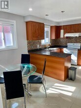 30 Pindar Crescent in Toronto, ON - Building Photo - Building Photo