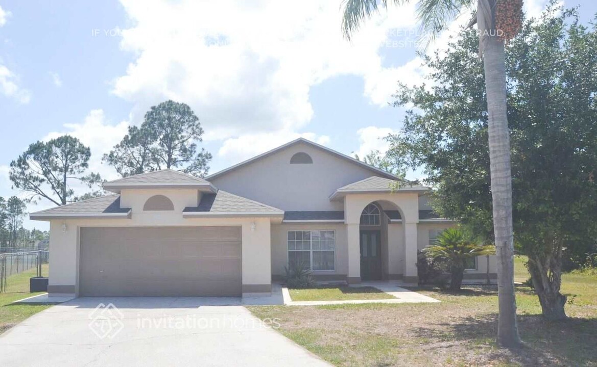 935 Stockport Dr in Kissimmee, FL - Building Photo