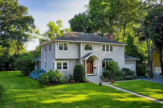 property at 39 Wood Ave