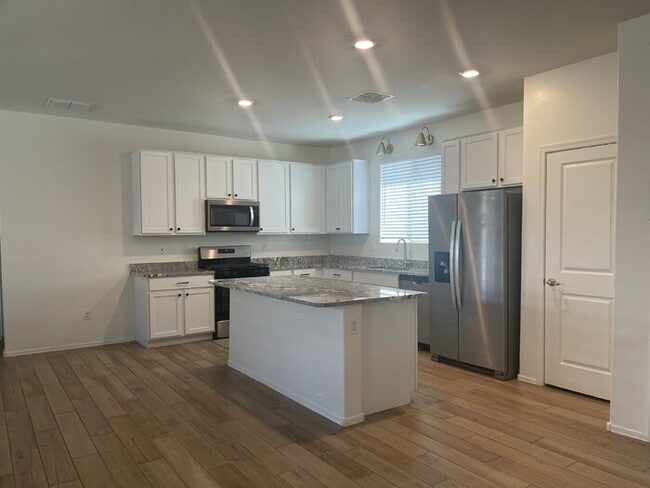 913 Calle Tikal in Sahuarita, AZ - Building Photo - Building Photo