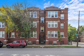 535 E 67th St in Chicago, IL - Building Photo - Building Photo