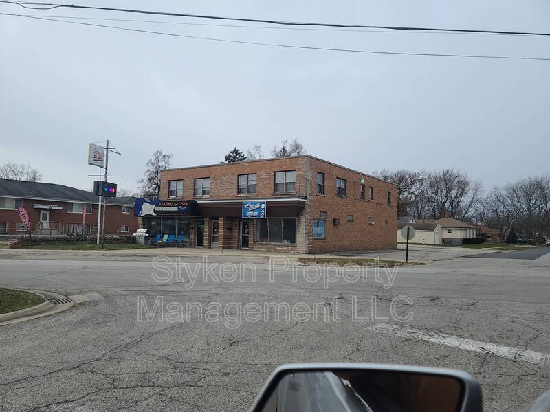 795 N 5th Ave in Kankakee, IL - Foto de edificio