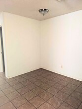 102 E Truman Ave in Copperas Cove, TX - Building Photo - Building Photo