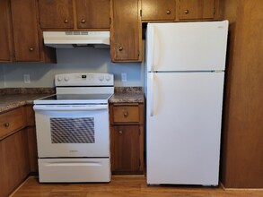 408 2nd Ave NW-Unit -3 in Sleepy Eye, MN - Building Photo - Building Photo