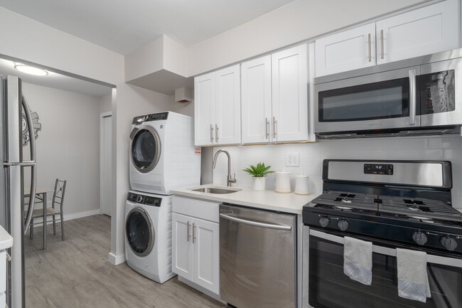 Allen Gardens Apartments in Allentown, PA - Foto de edificio - Interior Photo