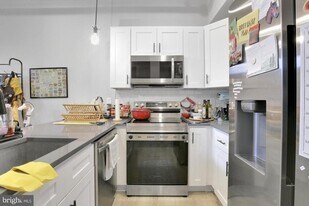 3965 Lancaster Ave in Philadelphia, PA - Building Photo