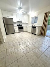 307 N Singingwood St in Orange, CA - Building Photo - Building Photo