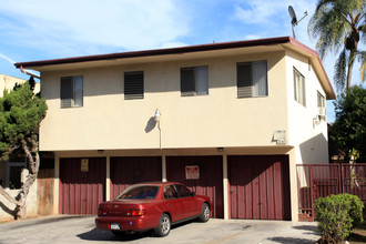 1036-1040 Dawson Ave in Long Beach, CA - Building Photo - Building Photo