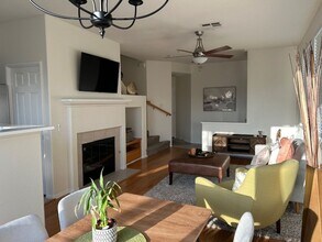 370 Carmel Creeper Pl in Encinitas, CA - Building Photo - Building Photo