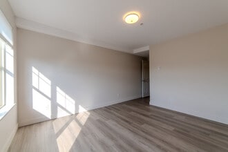 Mill Creek Estates in Kelowna, BC - Building Photo - Building Photo