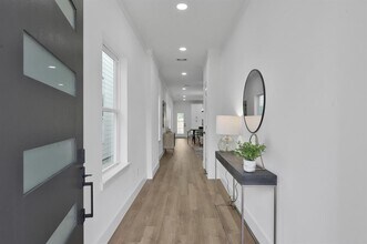 3334 Francis St in Houston, TX - Building Photo - Building Photo