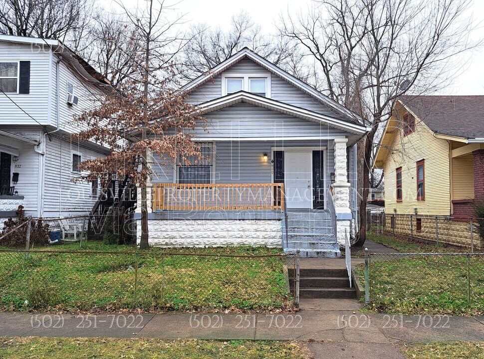 830 S 33rd St in Louisville, KY - Building Photo