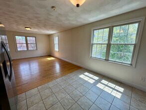 3477 Pawtucket Ave, Unit 4 in Riverside, RI - Building Photo - Building Photo