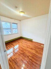 45-33 160th St in Queens, NY - Building Photo - Building Photo