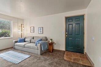 Oak Meadow in Eugene, OR - Building Photo - Building Photo