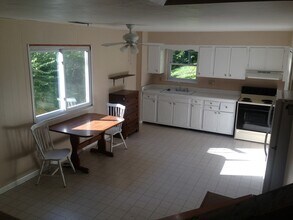 349 Gilmore St in Morgantown, WV - Building Photo - Building Photo