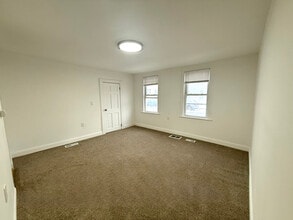 25 13th St in Watervliet, NY - Building Photo - Building Photo