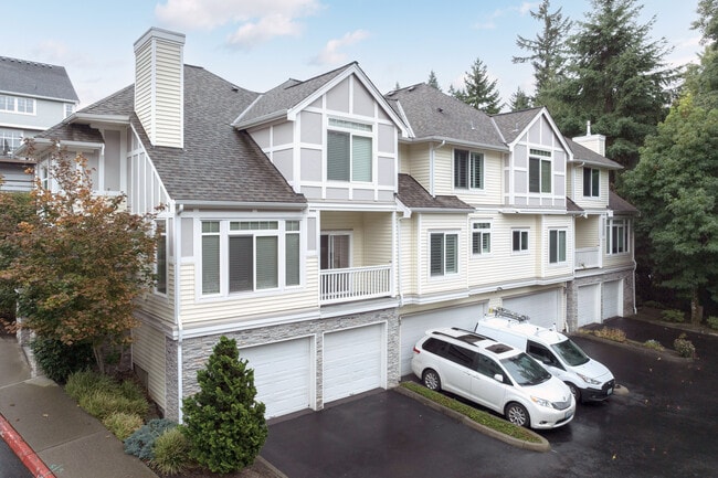 Lakemont Crest