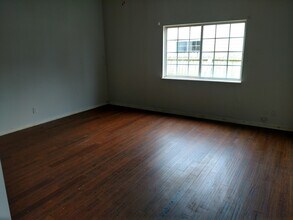 1861 E Werges Ave in Indianapolis, IN - Building Photo - Building Photo