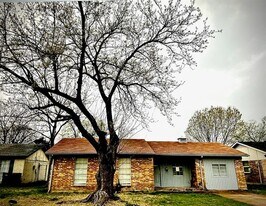 834 Quebec Dr in Garland, TX - Building Photo