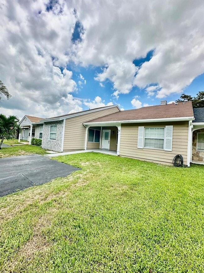 14530 SW 142nd Ct Cir