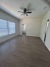 4367 Oakwood Ave in Los Angeles, CA - Building Photo - Building Photo