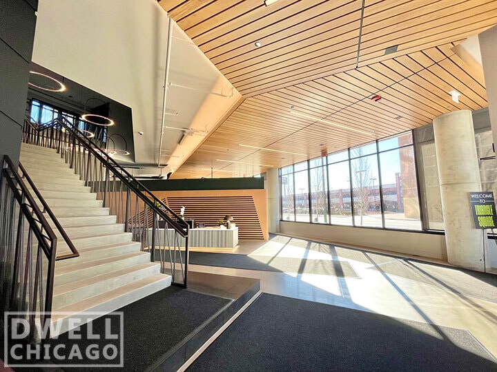 2100 N Elston Ave in Chicago, IL - Building Photo