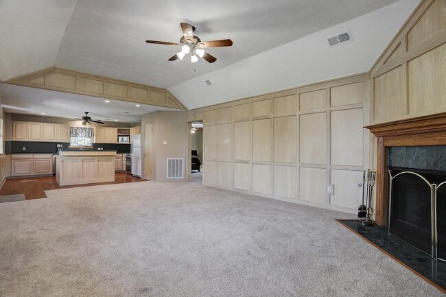5205 Orange St in Pearland, TX - Building Photo - Building Photo