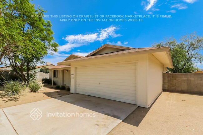 14837 N 37th St in Phoenix, AZ - Building Photo - Building Photo