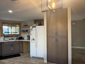 305 Chaplin Cir in Lompoc, CA - Building Photo - Building Photo